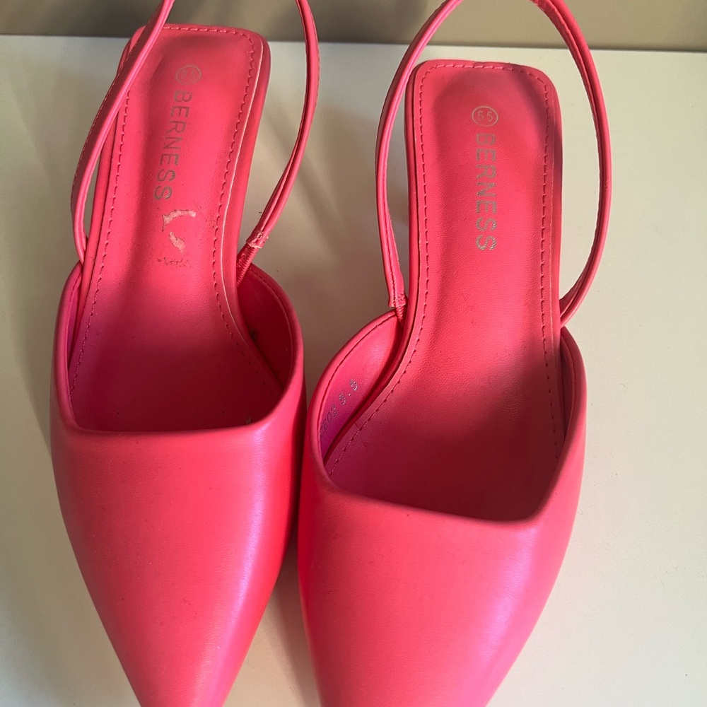 Women's Pink Berness Slingback Shoes